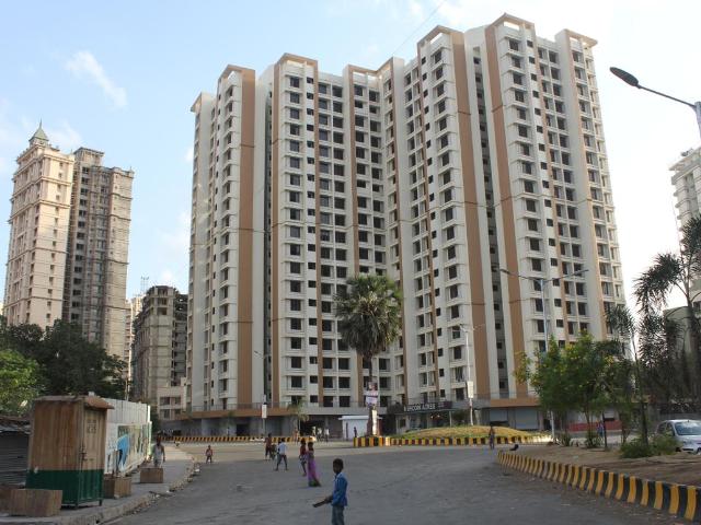 1 BHK Apartment in Hiranandani Estate for resale Thane. The reference number is 20789894