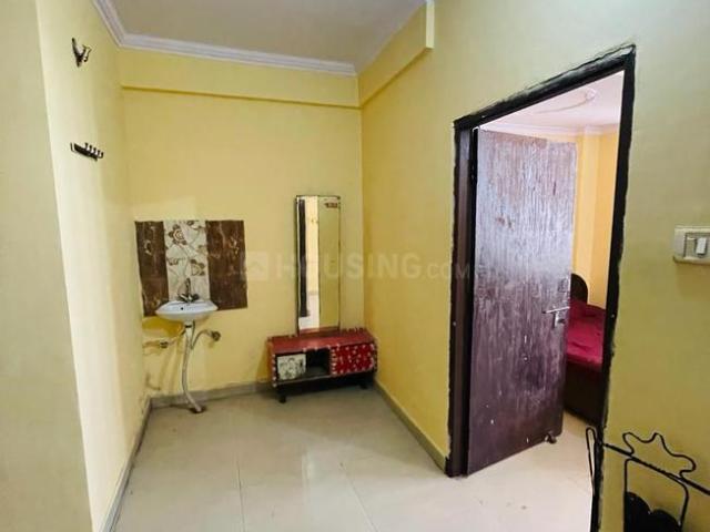 1 BHK Apartment in Husainganj for resale Lucknow. The reference number is 17138829