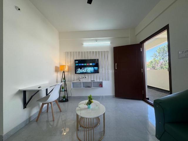 1 BHK Apartment in Indira Nagar for rent Bengaluru. The reference number is 20485738