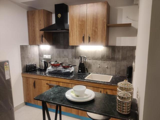 1 BHK Apartment in Indirapuram for resale Ghaziabad. The reference number is 19765644