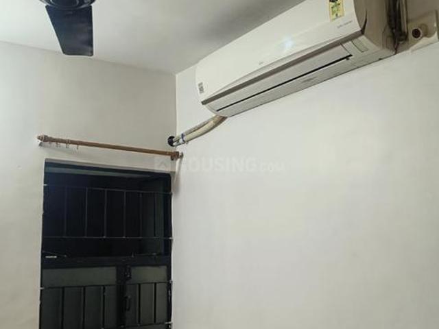 1 BHK Apartment in Jodhpur for rent Ahmedabad. The reference number is 20466529