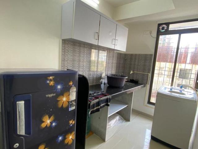 1 BHK Apartment in Jacob Circle for rent Mumbai. The reference number is 12377604