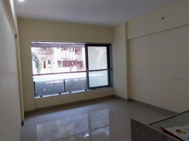 1 BHK Apartment in Lower Parel for resale Mumbai. The reference number is 20304456