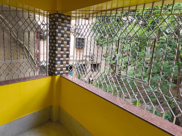 1 BHK Apartment in Lake Gardens for rent Kolkata. The reference number is 11309570