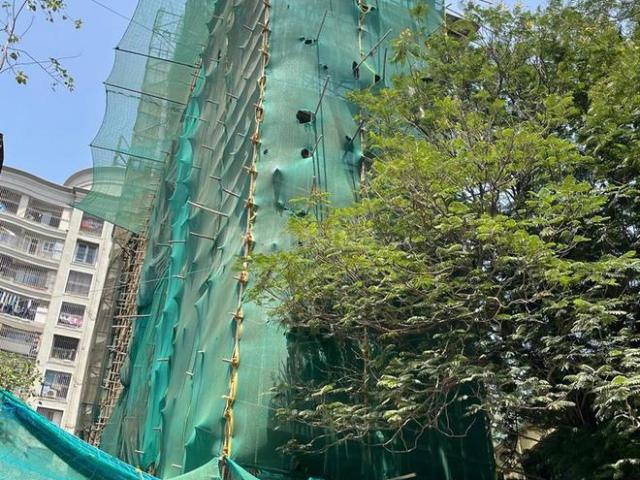 1 BHK Apartment in Matunga West for resale Mumbai. The reference number is 20936920