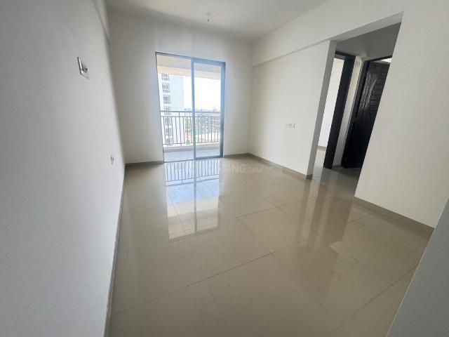 1 BHK Apartment in Magarpatta City for rent Pune. The reference number is 20407310
