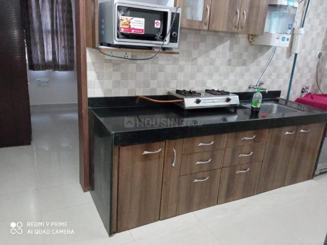 1 BHK Apartment in Magarpatta City for rent Pune. The reference number is 20925203