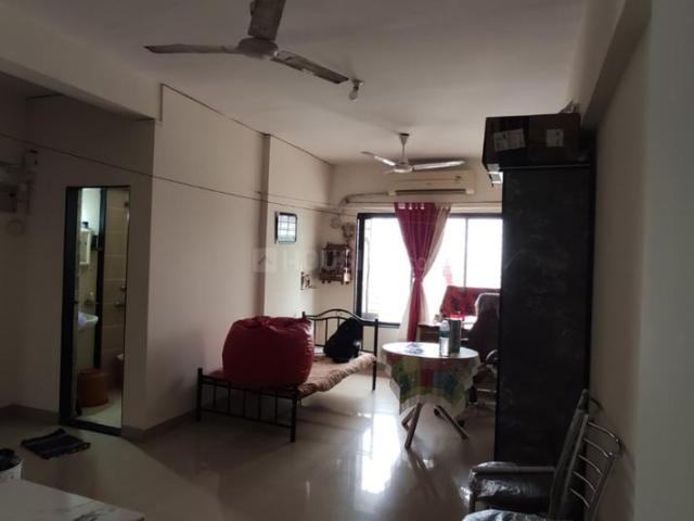 1 BHK Apartment in Malad East for rent Mumbai. The reference number is 17860772