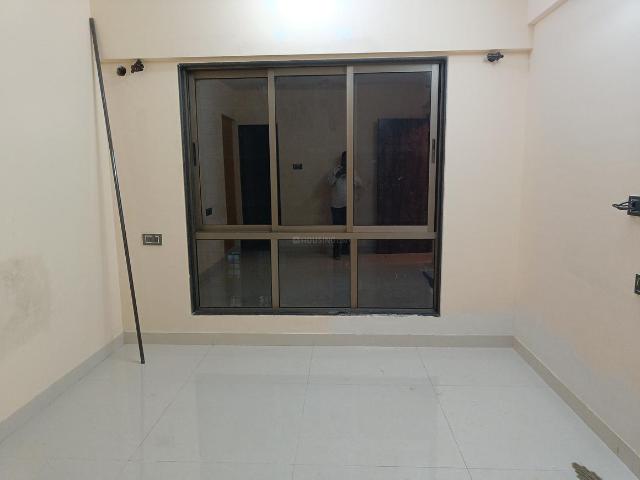 1 BHK Apartment in Malad East for rent Mumbai. The reference number is 18952992