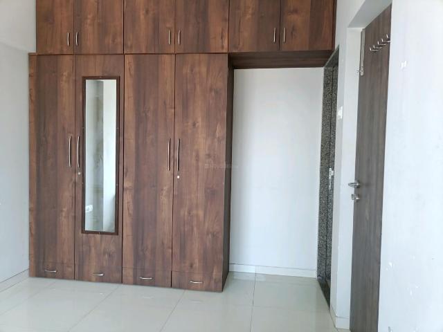 1 BHK Apartment in Malad East for rent Mumbai. The reference number is 19756440