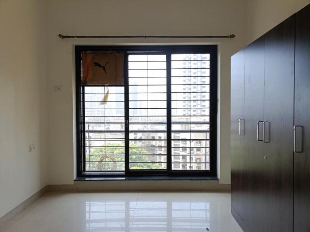 1 BHK Apartment in Malad East for rent Mumbai. The reference number is 19756579
