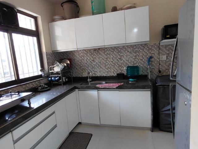 1 BHK Apartment in Malad East for rent Mumbai. The reference number is 19976738