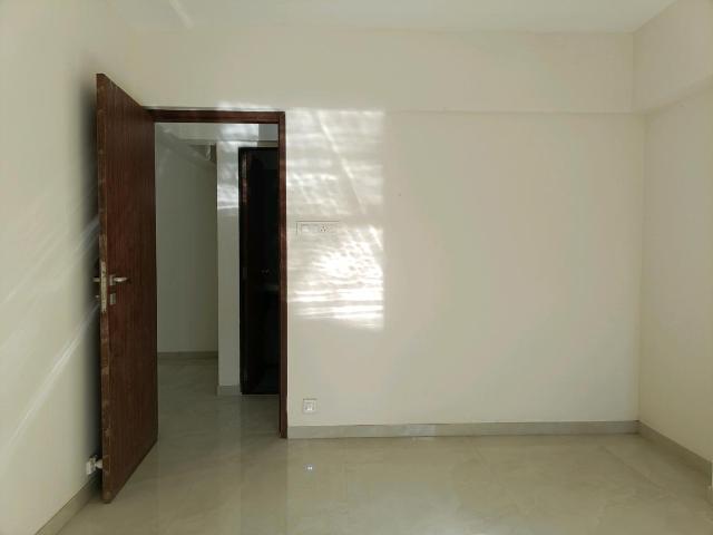 1 BHK Apartment in Malad East for rent Mumbai. The reference number is 19978024