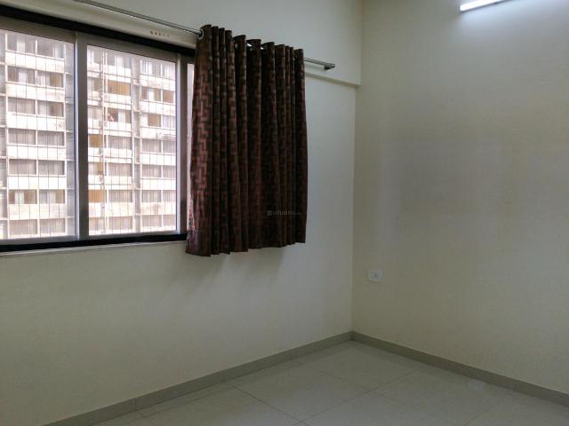 1 BHK Apartment in Malad East for rent Mumbai. The reference number is 19147276