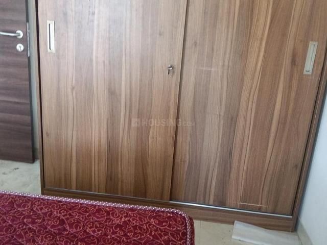 1 BHK Apartment in Malad East for rent Mumbai. The reference number is 20400237
