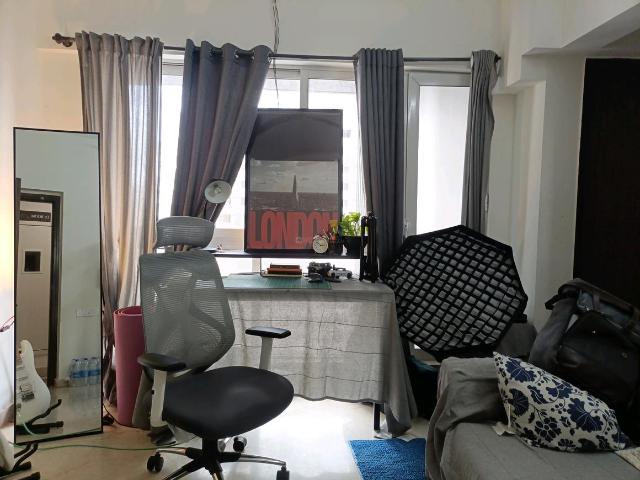 1 BHK Apartment in Malad East for rent Mumbai. The reference number is 20522494