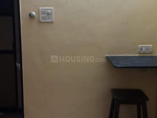 1 BHK Apartment in Malad East for rent Mumbai. The reference number is 20607386