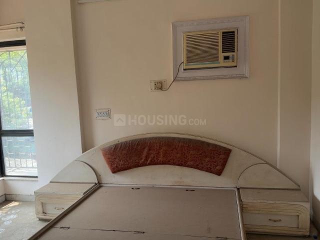 1 BHK Apartment in Malad East for rent Mumbai. The reference number is 20276563