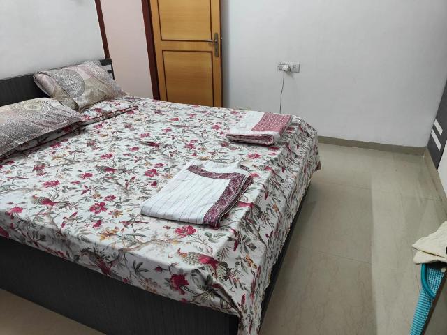 1 BHK Apartment in Malad East for rent Mumbai. The reference number is 20282360