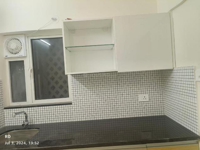 1 BHK Apartment in Malad East for rent Mumbai. The reference number is 20346820