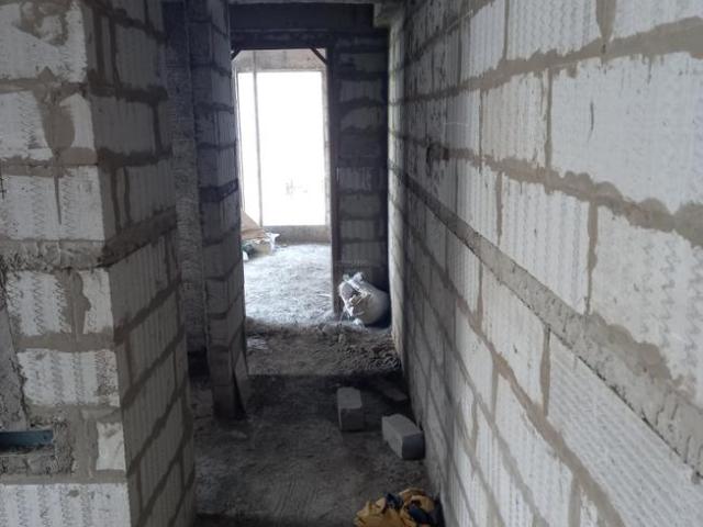 1 BHK Apartment in Malad East for resale Mumbai. The reference number is 9951343