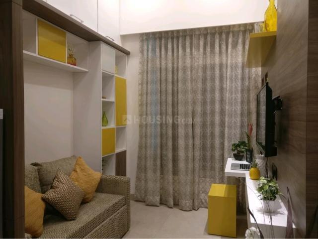 1 BHK Apartment in Malad East for resale Mumbai. The reference number is 12499259