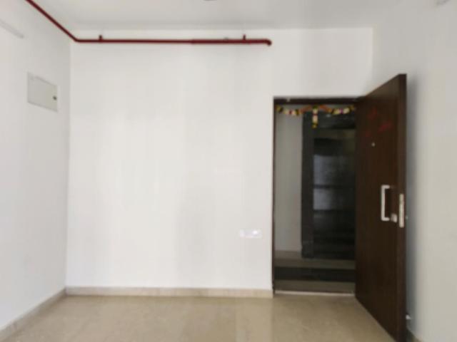 1 BHK Apartment in Malad East for resale Mumbai. The reference number is 16346857