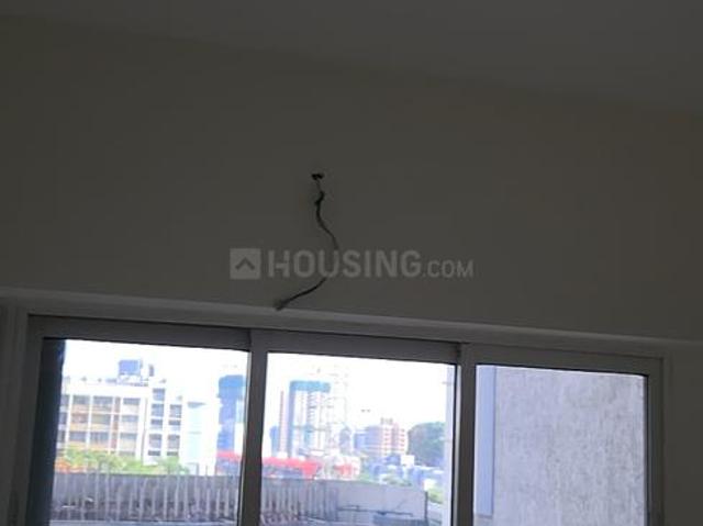 1 BHK Apartment in Malad East for resale Mumbai. The reference number is 17081539