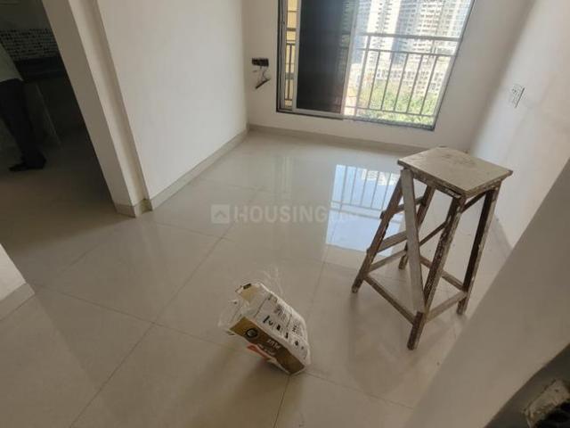 1 BHK Apartment in Malad East for resale Mumbai. The reference number is 19634434