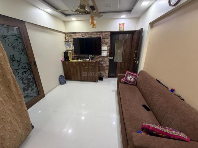 1 BHK Apartment in Malad East for resale Mumbai. The reference number is 19845820