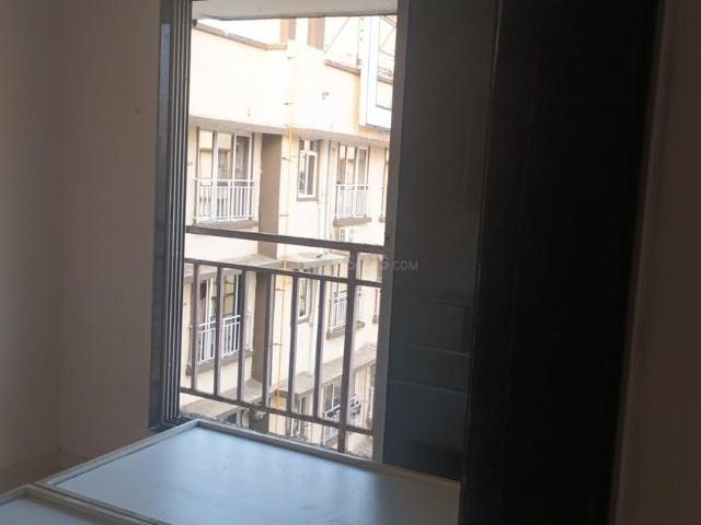 1 BHK Apartment in Malad East for resale Mumbai. The reference number is 20034195