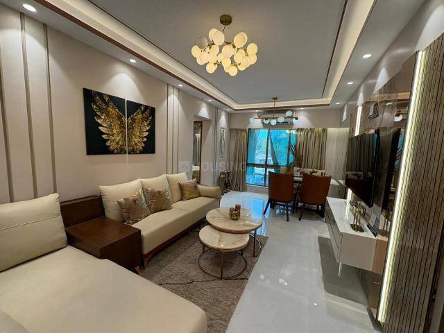 1 BHK Apartment in Malad East for resale Mumbai. The reference number is 20309130