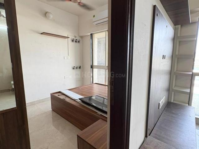 1 BHK Apartment in Malad East for resale Mumbai. The reference number is 20466821