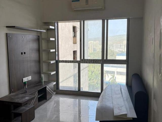 1 BHK Apartment in Malad East for resale Mumbai. The reference number is 20492413