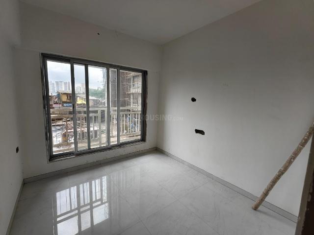 1 BHK Apartment in Malad East for resale Mumbai. The reference number is 20990174