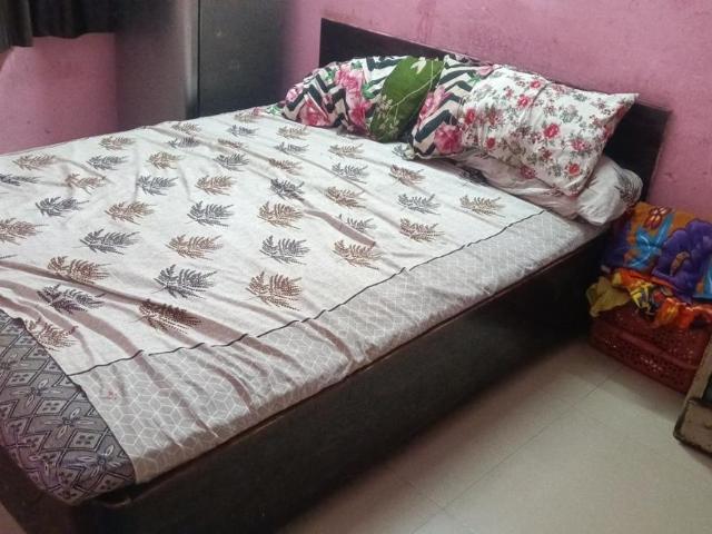 1 BHK Apartment in Malad West for rent Mumbai. The reference number is 13519946