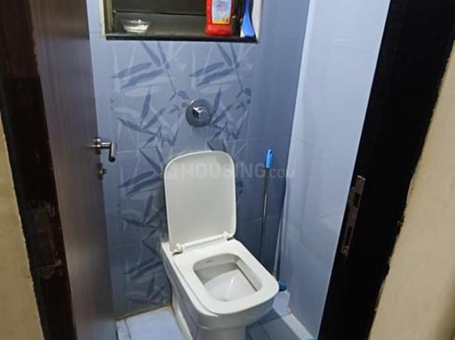 1 BHK Apartment in Malad West for rent Mumbai. The reference number is 13551381