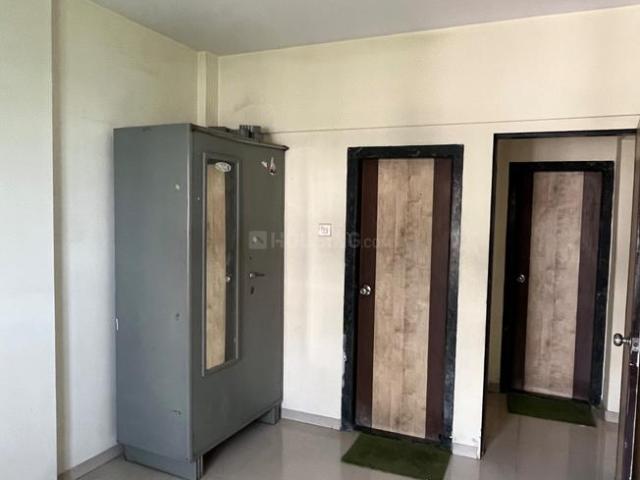 1 BHK Apartment in Malad West for rent Mumbai. The reference number is 17709931