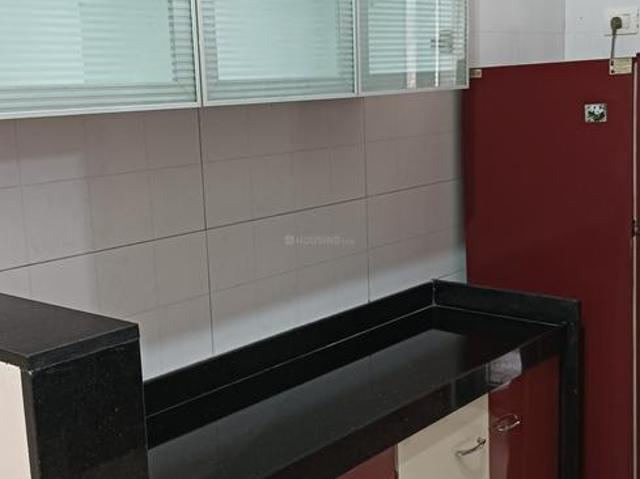 1 BHK Apartment in Malad West for rent Mumbai. The reference number is 18538580
