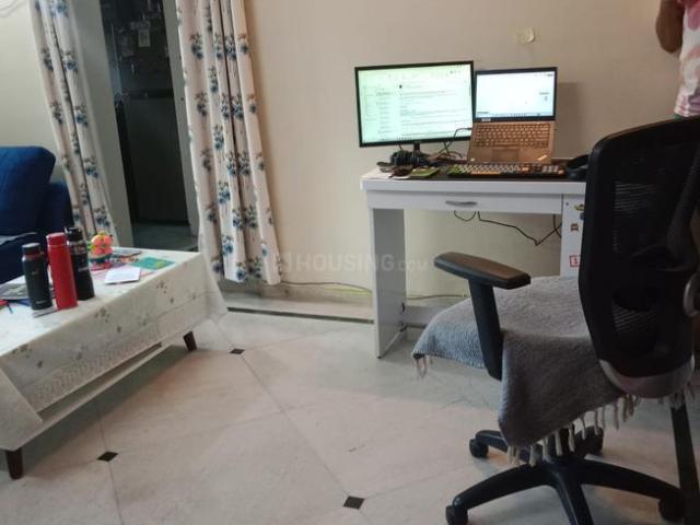 1 BHK Apartment in Malad West for rent Mumbai. The reference number is 18901177