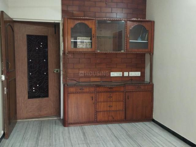 1 BHK Apartment in Malad West for rent Mumbai. The reference number is 19416599