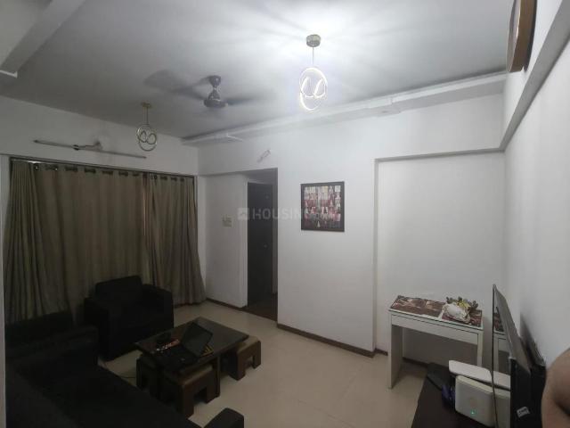 1 BHK Apartment in Malad West for rent Mumbai. The reference number is 20404194