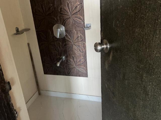 1 BHK Apartment in Malad West for rent Mumbai. The reference number is 20461171