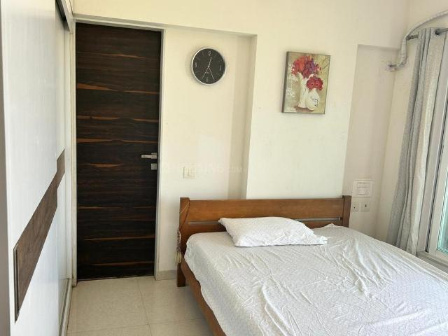 1 BHK Apartment in Malad West for rent Mumbai. The reference number is 20502575