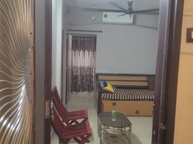 1 BHK Apartment in Malad West for rent Mumbai. The reference number is 20604037