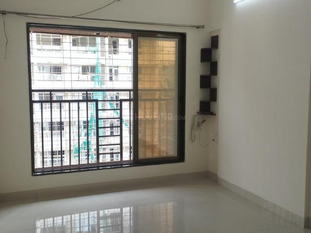 1 BHK Apartment in Malad West for rent Mumbai. The reference number is 20657669