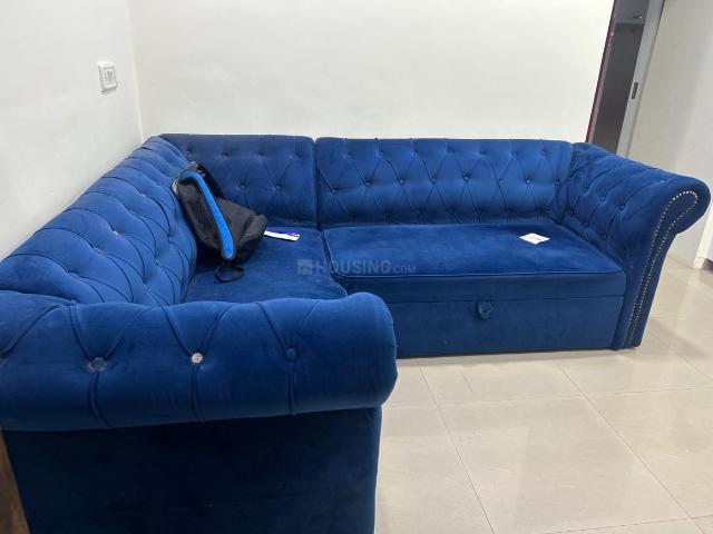 1 BHK Apartment in Malad West for rent Mumbai. The reference number is 20729834