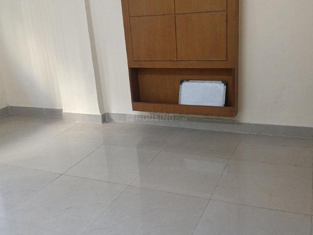 1 BHK Apartment in Malad West for rent Mumbai. The reference number is 20016120