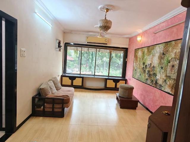 1 BHK Apartment in Malad West for rent Mumbai. The reference number is 20274219