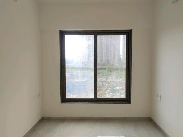 1 BHK Apartment in Malad West for resale Mumbai. The reference number is 14965649
